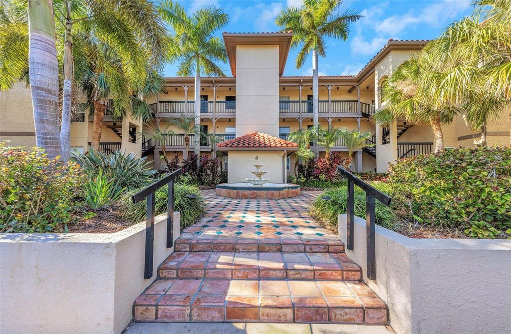 2400 FEATHER SOUND DRIVE 423, Clearwater, FL 33762