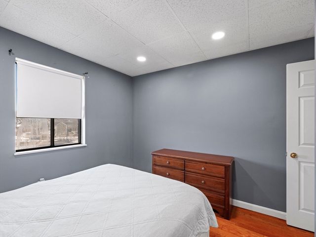 64 Foster St 403, Peabody, MA 01960