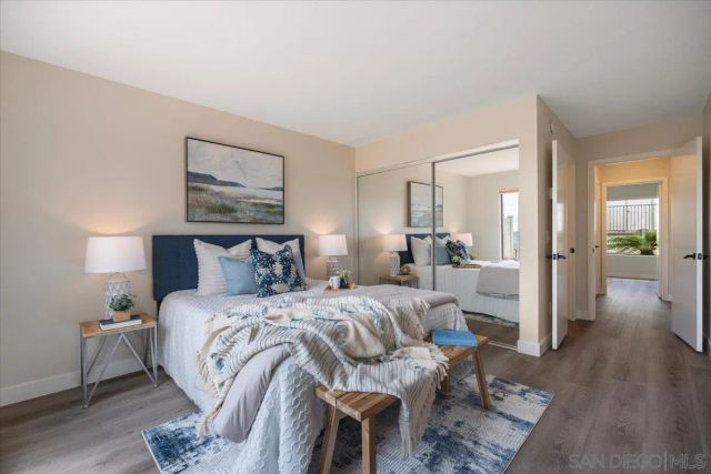 245 Fairlee, Encinitas, CA 92024