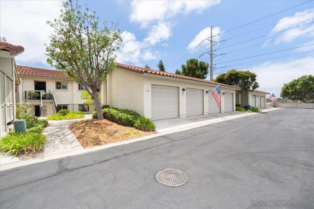 245 Fairlee, Encinitas, CA 92024