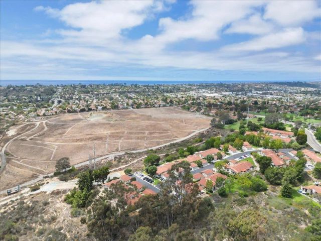 245 Fairlee, Encinitas, CA 92024