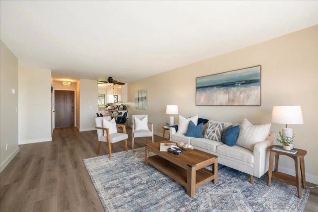 245 Fairlee, Encinitas, CA 92024
