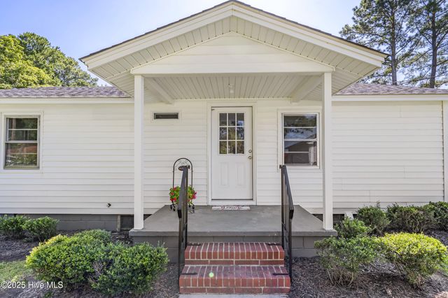 5511 Flower Hill Road, Kenly, NC 27542