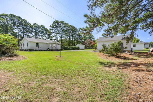 5511 Flower Hill Road, Kenly, NC 27542