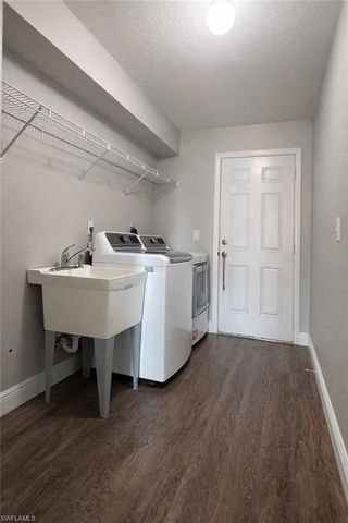 1222 NE 40th TER, Cape Coral, FL 33909