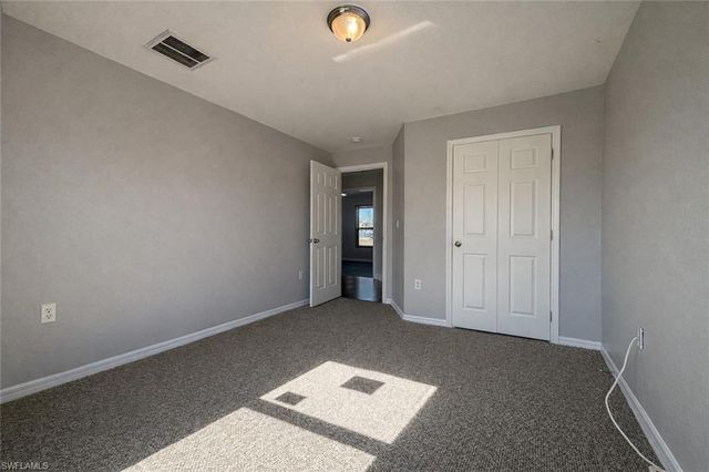 1222 NE 40th TER, Cape Coral, FL 33909