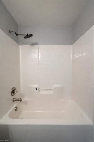 1222 NE 40th TER, Cape Coral, FL 33909