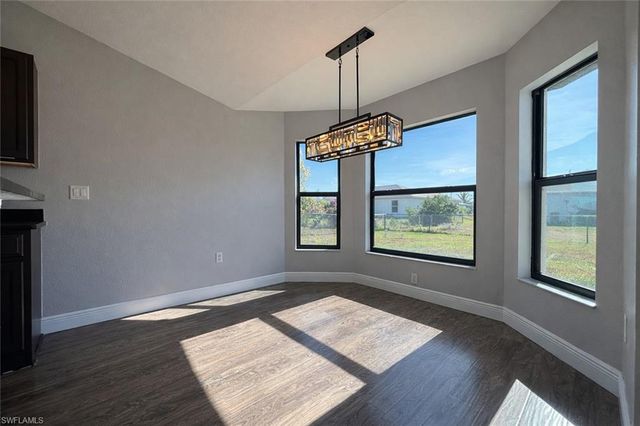 1222 NE 40th TER, Cape Coral, FL 33909