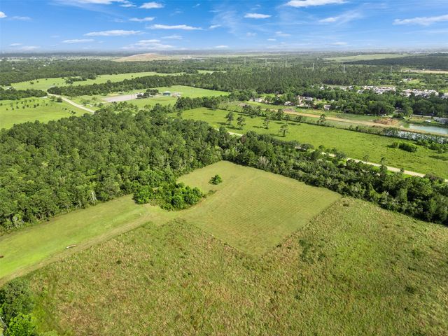 5924 Pecan Park, Hitchcock, TX 77563