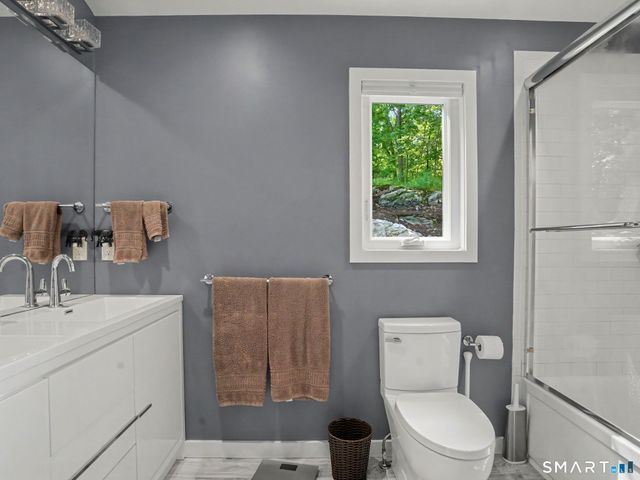 3 Bucks Rock Road, New Milford, CT 06776