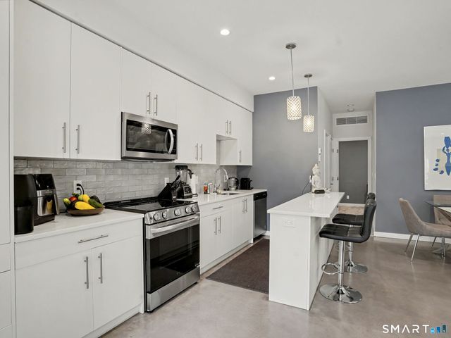 3 Bucks Rock Road, New Milford, CT 06776