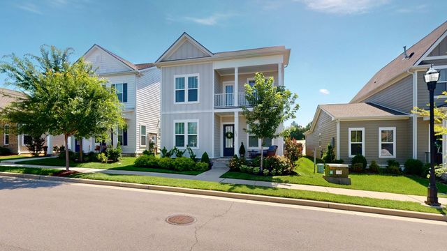 2037 Kirkwall Dr, Nolensville, TN 37135