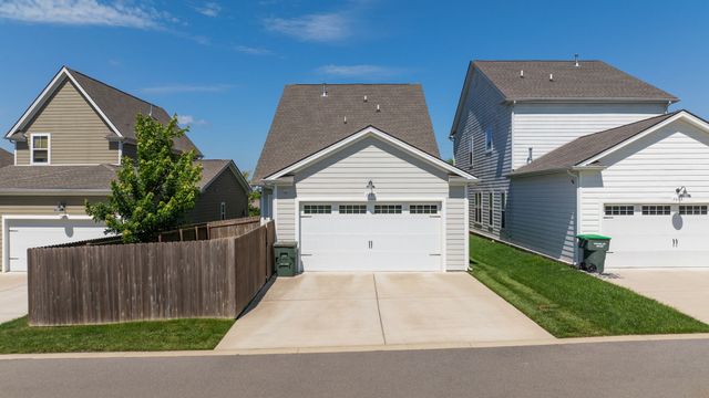 2037 Kirkwall Dr, Nolensville, TN 37135