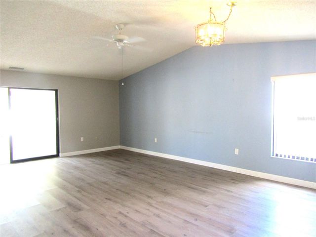 4633 OAK HILL DRIVE 13, Sarasota, FL 34232
