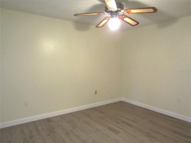 4633 OAK HILL DRIVE 13, Sarasota, FL 34232