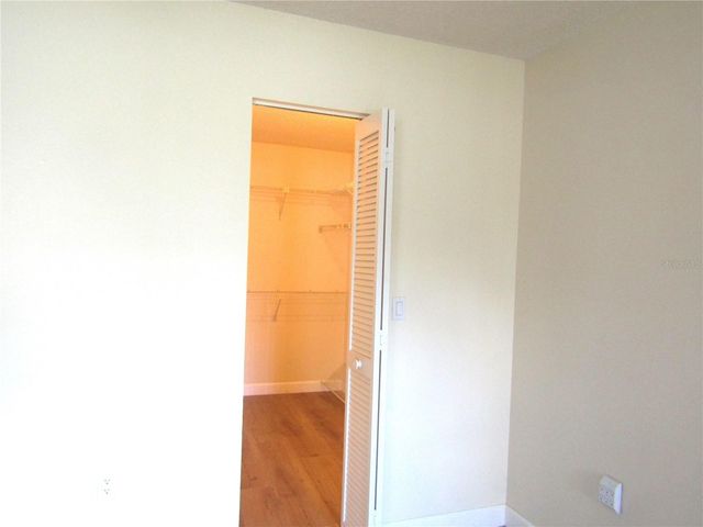 4633 OAK HILL DRIVE 13, Sarasota, FL 34232