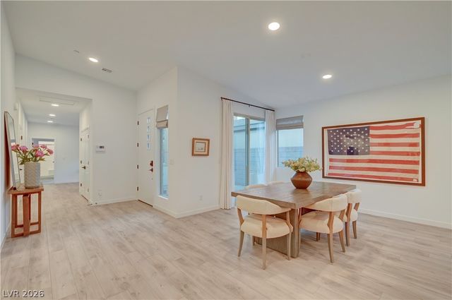 10151 Evergreen Pine Street, Las Vegas, NV 89166