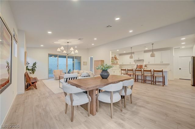 10151 Evergreen Pine Street, Las Vegas, NV 89166
