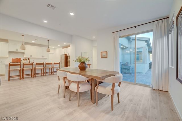 10151 Evergreen Pine Street, Las Vegas, NV 89166