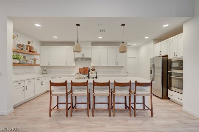 10151 Evergreen Pine Street, Las Vegas, NV 89166