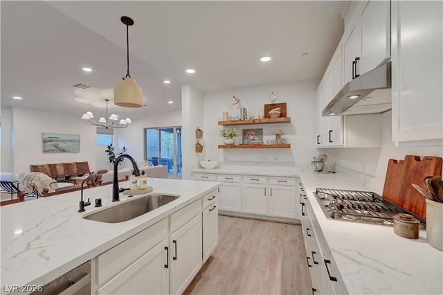 10151 Evergreen Pine Street, Las Vegas, NV 89166