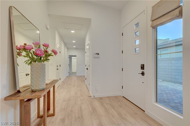 10151 Evergreen Pine Street, Las Vegas, NV 89166