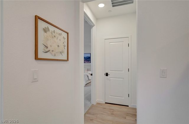 10151 Evergreen Pine Street, Las Vegas, NV 89166