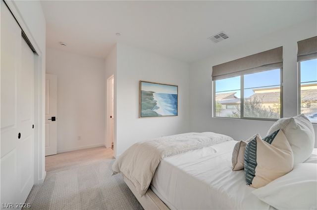 10151 Evergreen Pine Street, Las Vegas, NV 89166