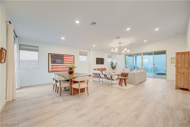 10151 Evergreen Pine Street, Las Vegas, NV 89166