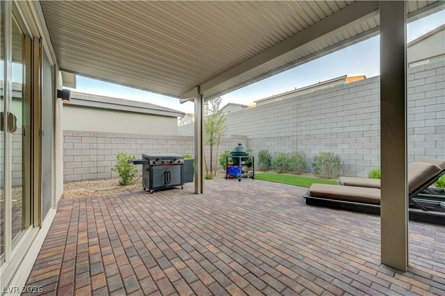 10151 Evergreen Pine Street, Las Vegas, NV 89166