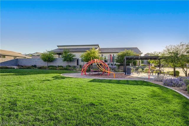10151 Evergreen Pine Street, Las Vegas, NV 89166