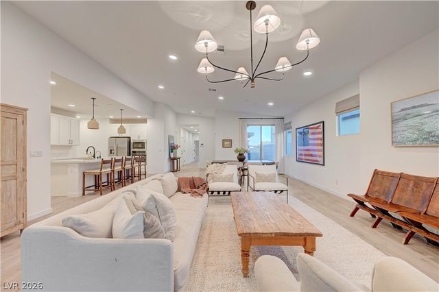 10151 Evergreen Pine Street, Las Vegas, NV 89166
