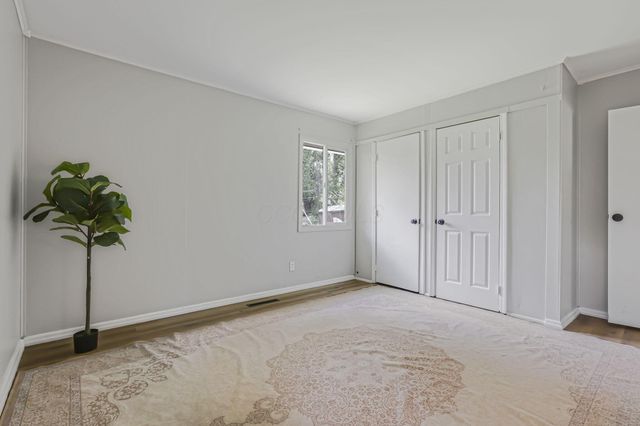 5289 Crescent Drive, Hilliard, OH 43026