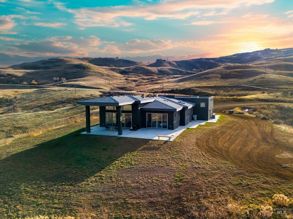 170 Summit Ridge Rd, Horseshoe Bend, ID 83629 photo 40