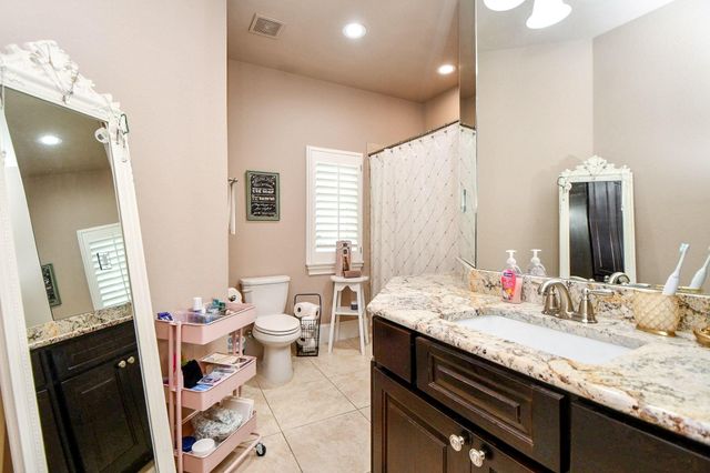 618 Yellow Tulip Trail, Houston, TX 77079