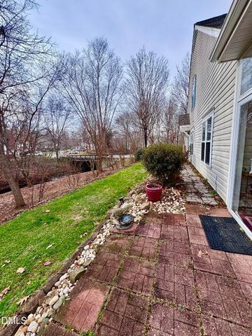 847 Creek Crossing Trail, Whitsett, NC 27377