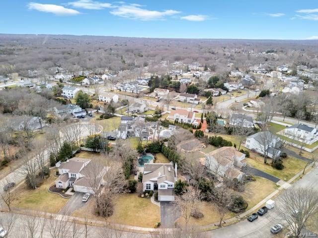 40 Arbor Field Way, Lake Grove, NY 11755