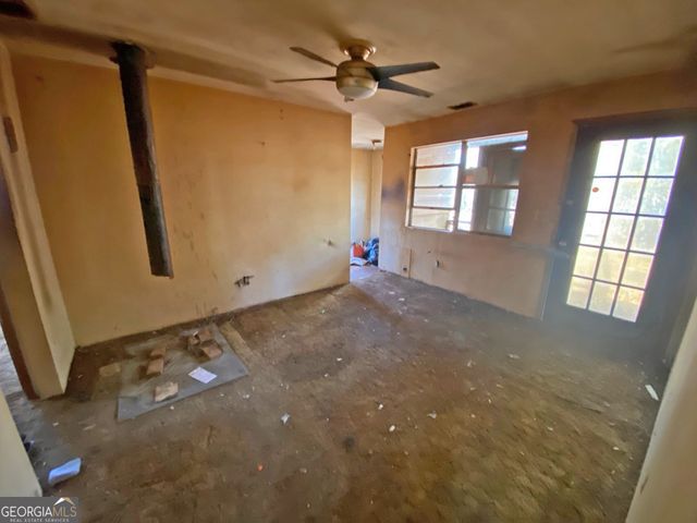 1394 Hwy 136 W, Talking Rock, GA 30175