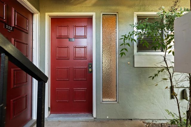 4000 Farm Hill Boulevard 111, Redwood City, CA 94061