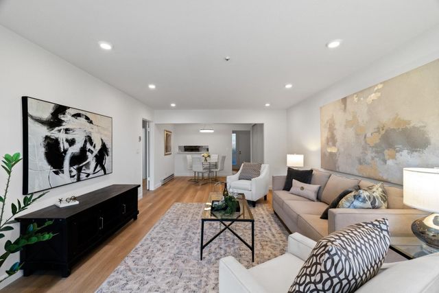 4000 Farm Hill Boulevard 111, Redwood City, CA 94061