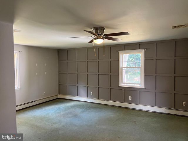 1000 STERIGERE ST, Norristown, PA 19401