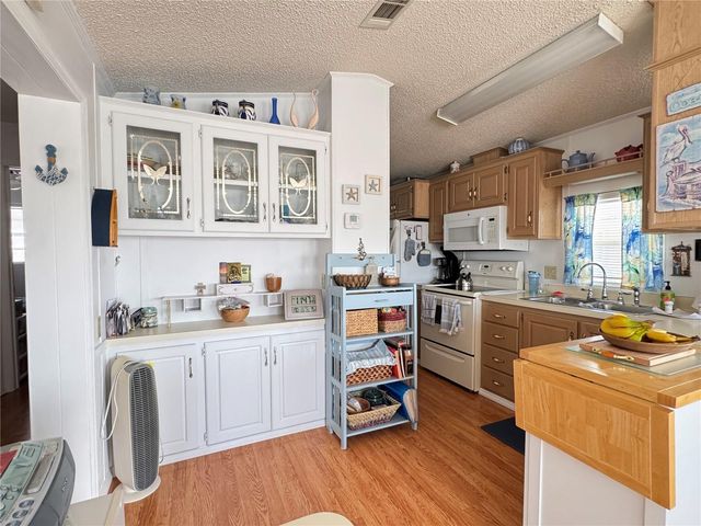 35109 GARBER LANE Lot 176, Zephyrhills, FL 33541