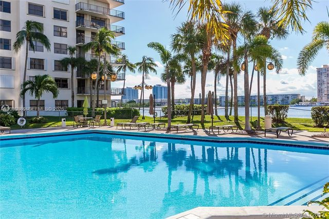 18181 NE 31st Court 1801, Aventura, FL 33160