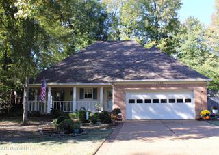 5825 Southridge Drive, Olive Branch, MS 38654