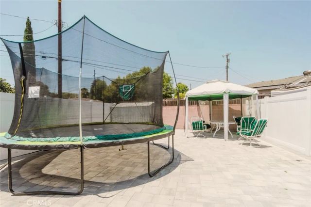 10527 Danube Avenue, Granada Hills, CA 91344