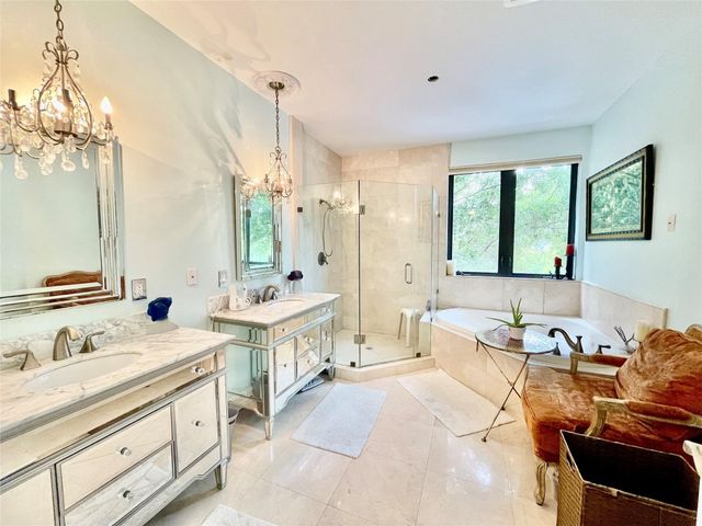 540 NE 17th Avenue, Fort Lauderdale, FL 33301