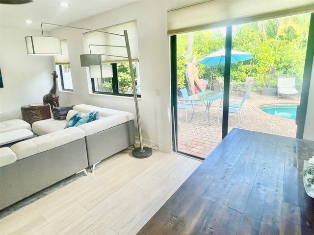 540 NE 17th Avenue, Fort Lauderdale, FL 33301