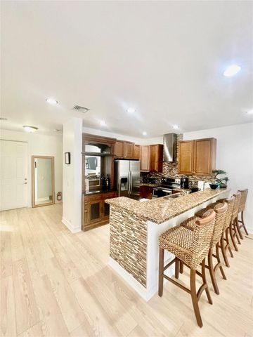 540 NE 17th Avenue, Fort Lauderdale, FL 33301