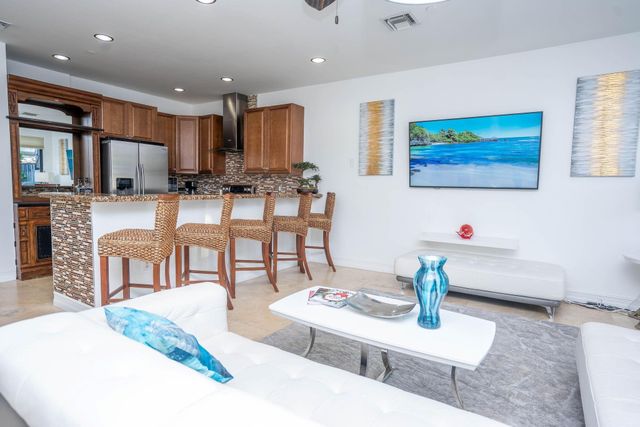 540 NE 17th Avenue, Fort Lauderdale, FL 33301