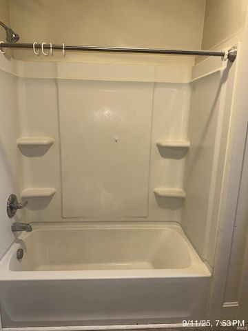 68 E Washington Avenue, Peru, IN 46970